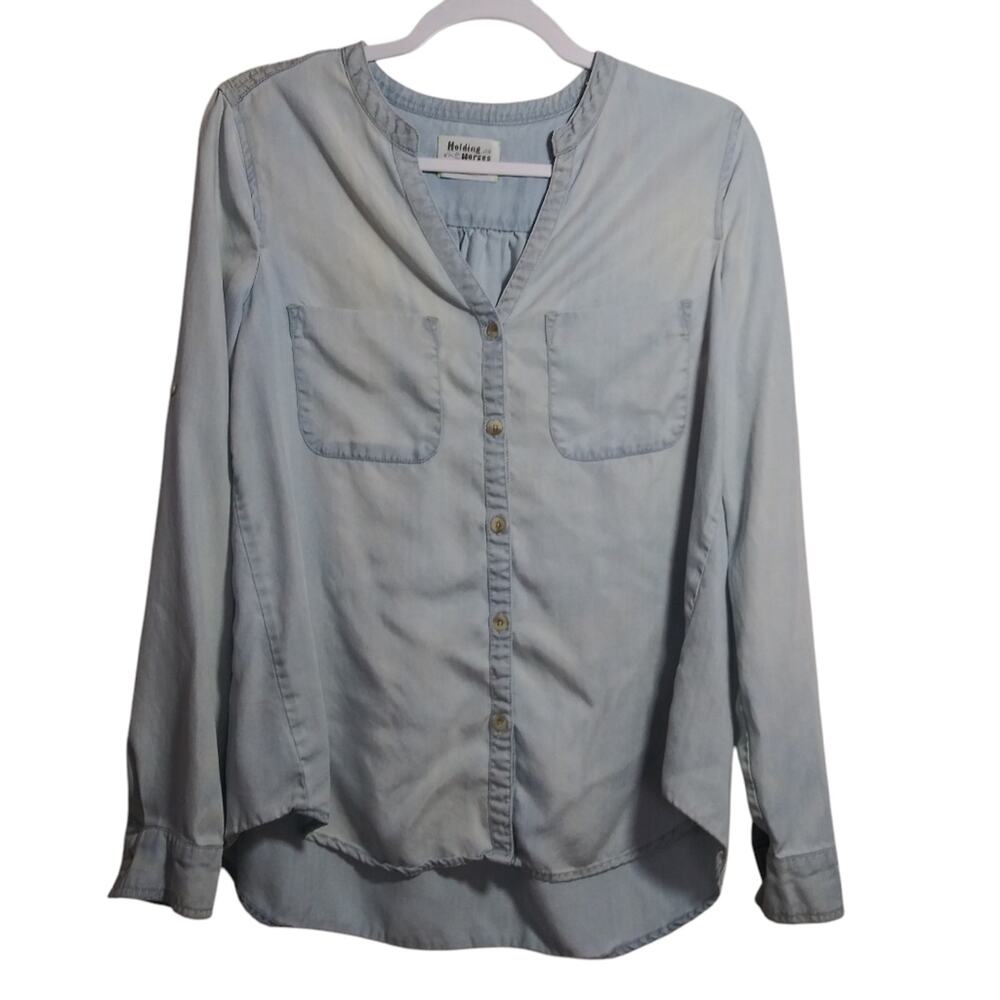 Holding Horses Western Lightweight Embroidered Chambray Button Down Top Size S